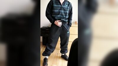 Gay Twink Trackies Cum Boys Porn - Explore the World of Solo Gay Porn!