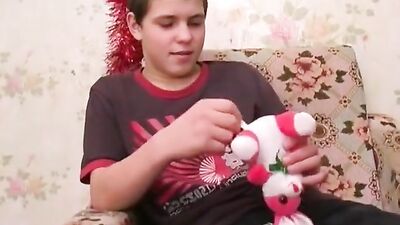 Gay Porn Fantasies with Amateur Boys: Mike and Pashas Ultimate Oral Experience