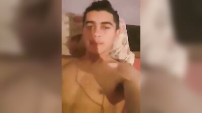 Young Gay Cam Boy - Exploring His Solo Playtime