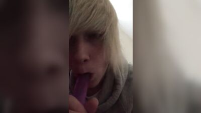Gay Teen Web-Cam Porn with Dildo - Male XXX Video