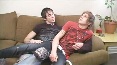 Wild Cousin Passion: Bareback Cum Shots and Handjobs