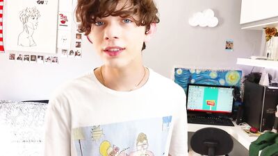 Antonios Dressing Up Fun - A Gay Porn Video Adventure!