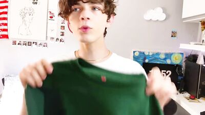 Antonios Dressing Up Fun - A Gay Porn Video Adventure!