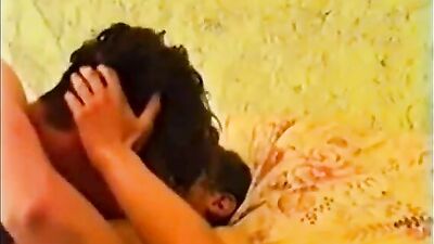 Morning Blowjob Twinks: Gay Porn Amateurs Giving Head