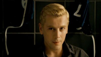 Gay Porn-JOCELYN QUIVRINs Big Cock Bliss!