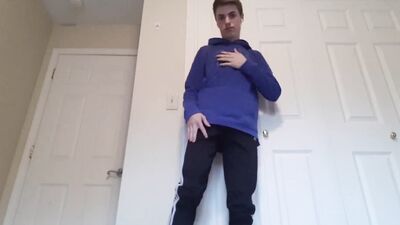 Stripping And Wanking Boys Porn - Jakes Gay Adventure!