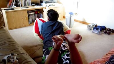 Barefooted Gamer Fetish: The Ultimate Foot Worship Experience