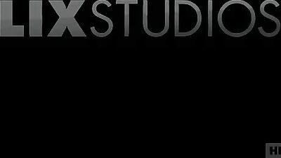 Joey Mills: Top Stud in Action-Packed Bareback Big Cock Oral Porn