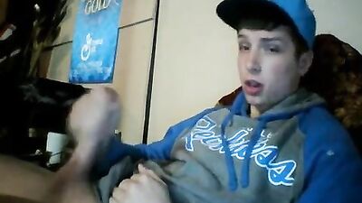 Reckless Gets Off Gay Teen Porn