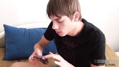 Tons Real Gay Porn Twink Snack