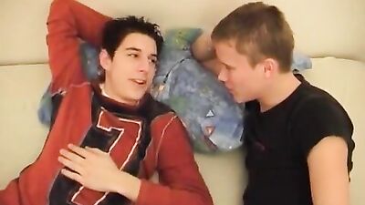 Teenage Gay Porn Action Heats Up in Two Cute Boys Bareback Adventure!