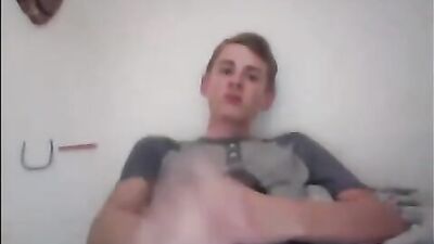 Gay Cam Porn: Teen Explosion!