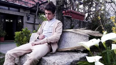 Garden Voyeur Cum Shots - Pull it out in the garden gay porn tube!