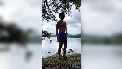 Cum at the lake Gay Teen Porn - Amateur Cum Shots Voyeur: A Hot Gay Experience