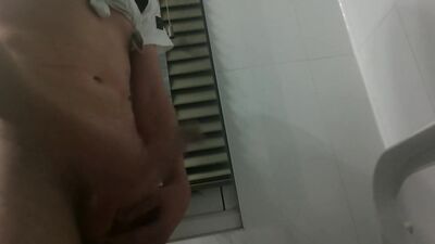 Gay Handjob Amateurs in Action - Dont Ask and Observe!