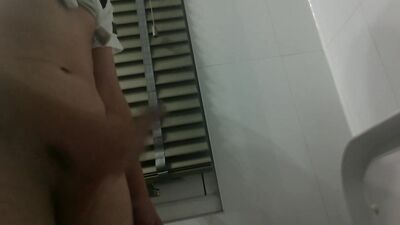 Gay Handjob Amateurs in Action - Dont Ask and Observe!