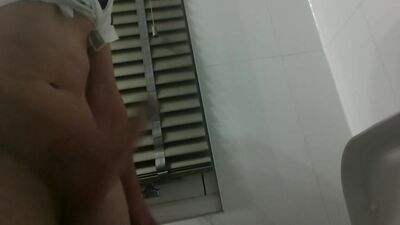 Gay Handjob Amateurs in Action - Dont Ask and Observe!