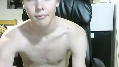 Gay Teen Porn Showdown: Toys, Cum and More!