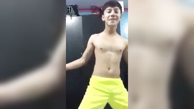 Boy Cute Dance - Gay Web-Cam Fun