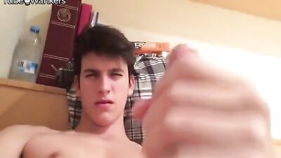 Jacking off video for my gf