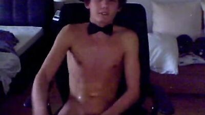 Gay Teen Cams Connect Two Chatty Camboys in Hot Web-Cam Action!