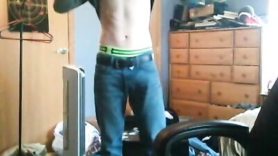 I was super horny after school and needed to cum
