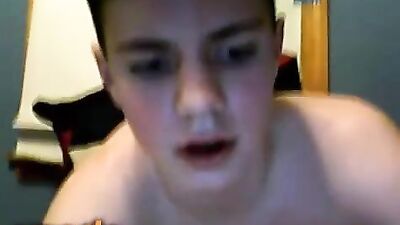 Gay Porn: Cute Twinks on Webcam Action with Big Cocks - Updated Version