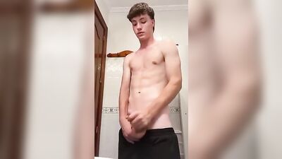 Teddys Thick Cock Pounds the Porn Industry with Jacking Action!