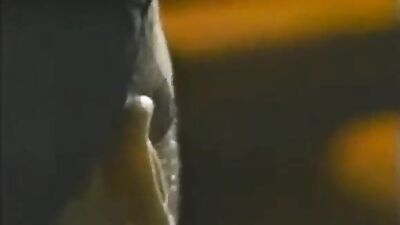 Muscle Worship: Reviving the 80s Porn Magic!