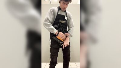 He Got Horny at Work: Twink Cocks and Amateur Cumshots