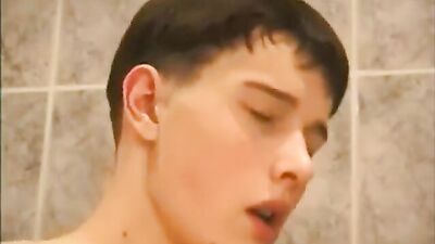 Blow in Bath Gay Tube Teen Sex - Big Cocks Cum Shots Oral!