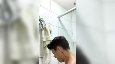 Gay Shower Boy Cums: Hot & Wild Sexcapades!