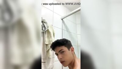 Gay Shower Boy Cums: Hot & Wild Sexcapades!