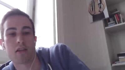 Webcam Cumshots & Smooth Boy Porn! - A Gay Porn Video to Watch