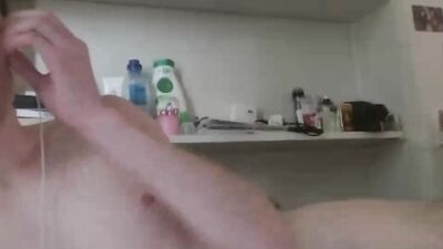 Webcam Cumshots & Smooth Boy Porn! - A Gay Porn Video to Watch