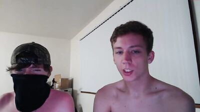 Gay Porn Vinirus and riscarr-Straight Boys Web-Cam online show!