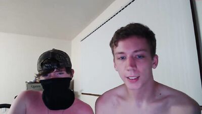 Gay Porn Vinirus and riscarr-Straight Boys Web-Cam online show!
