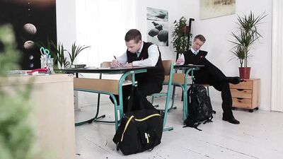 Raw Schoolboy Love: Bareback Cum Shots