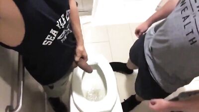 Piss-Slurping Muscle Twinks - Cumshot Collection!