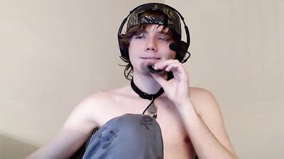Gay Tube Ryescar - Shopping Spree Web-Cam Show with Huskyfox330