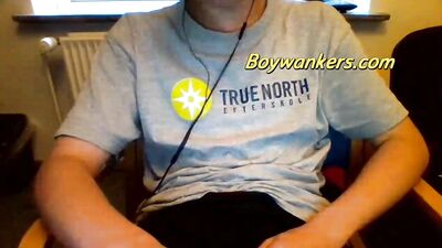Gay Porn Ass Showdown: Pretty Boy Cum Dripping Dreams