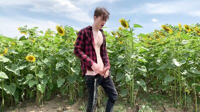 Outdoor Cum Shots Handjob: Sunflower Wankfest