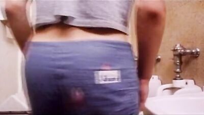 Vintage Boys Bathroom Blowjobs: A Cum Shots Experience!