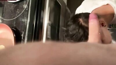 Young Bareback Twinks Sucking on Gay Porn Tube!