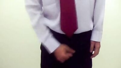 On-the-Job Tips For High School Interns: Masturbating Secrets Revealed!