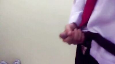 On-the-Job Tips For High School Interns: Masturbating Secrets Revealed!