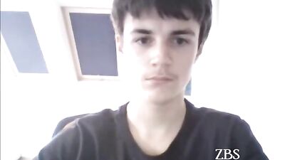 Young Amateur Cam Boy - Gay Porn on the Web!