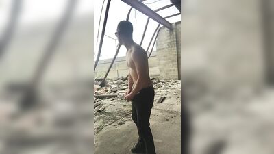 Public Outdoor Smoke Break: Frat Boy Jocks Pissing!