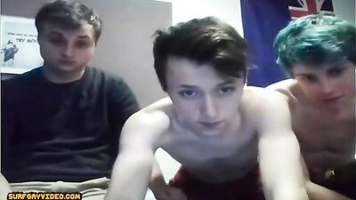 Gangbang Webcam Boys: 3 Friends Gay Teen Porn Showdown!