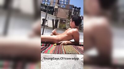 Gang Bang on Roof: Students Cumming Outside in Public!